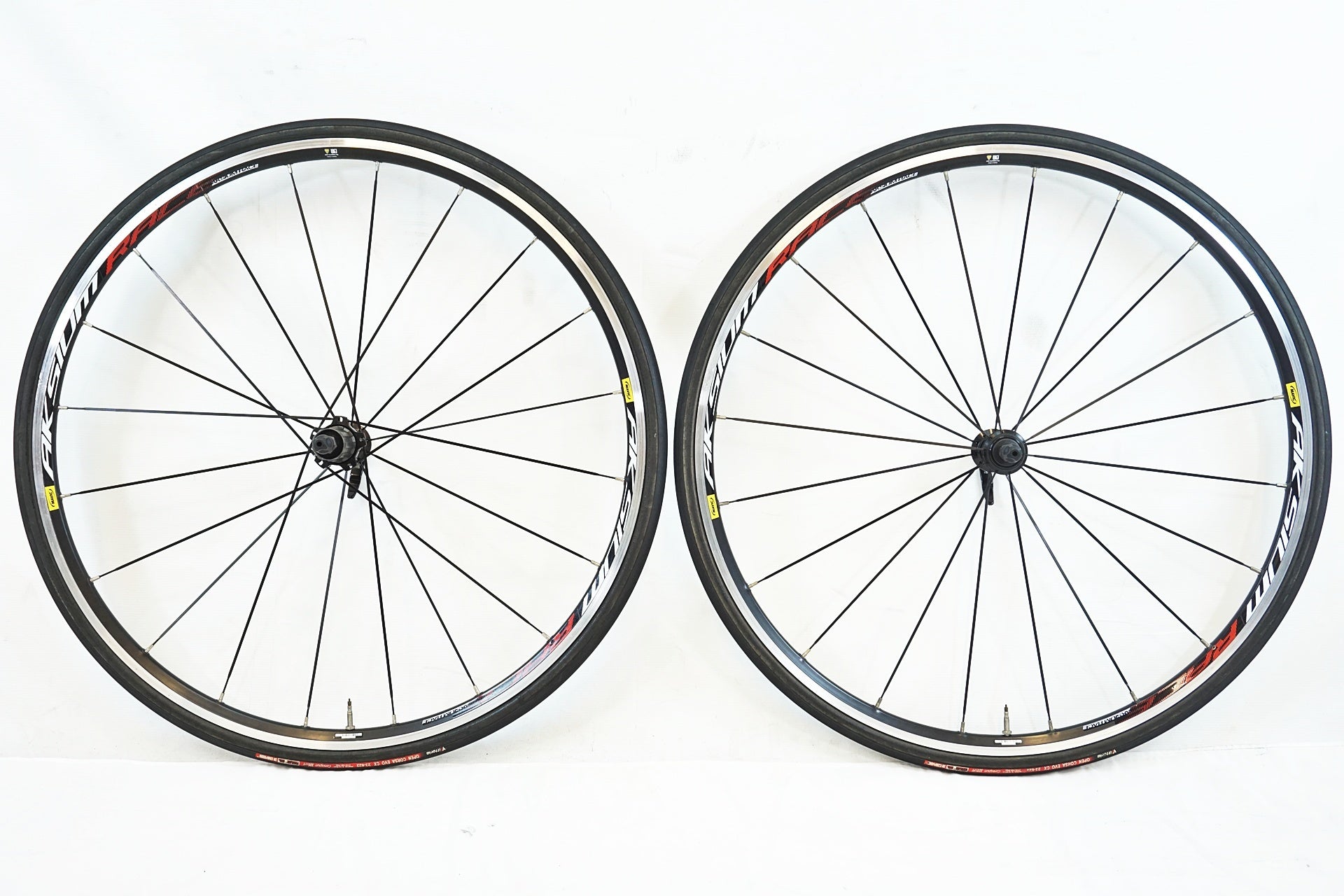 MAVIC 「マヴィック」 AKSIUM RACE C15 シマノ11S ホイールセット / 有明ガーデン店