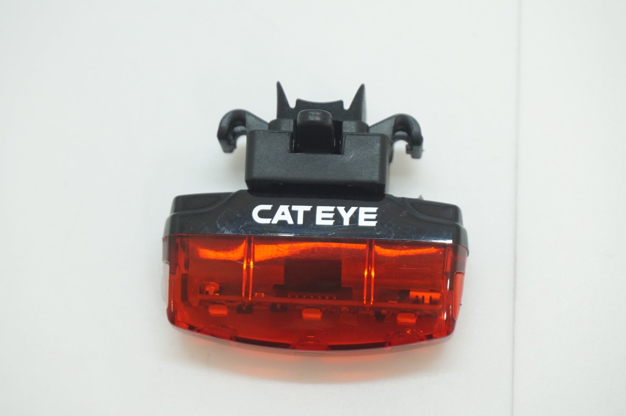 CATEYE 「キャットアイ」 TL-LD620 リアライト / 福岡店