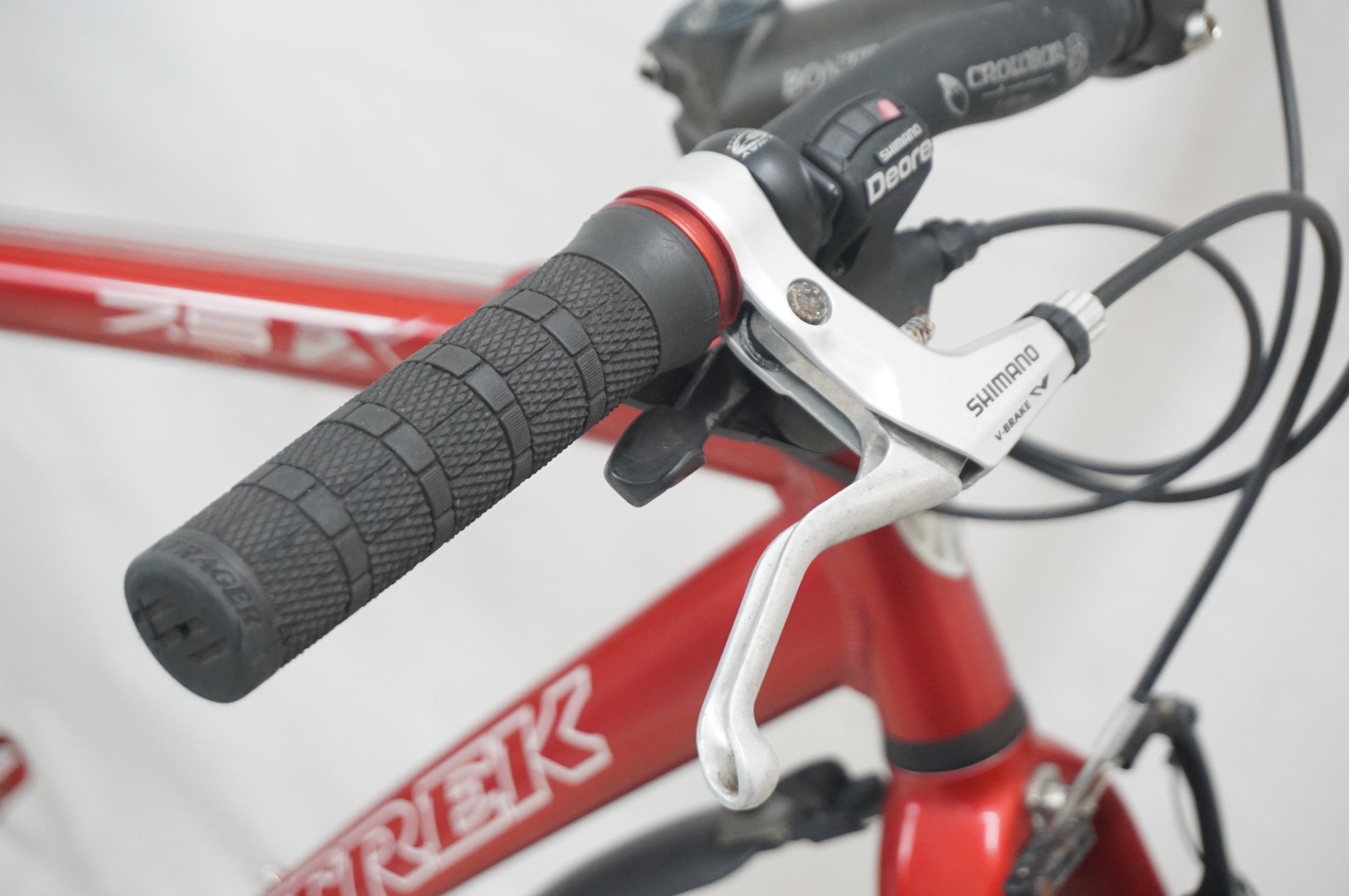 A my　Trek 7.5FXクロスバイク ブラック　手渡し限定（福岡県） TREK 7.5FX クロスバイク 宝塚 引取