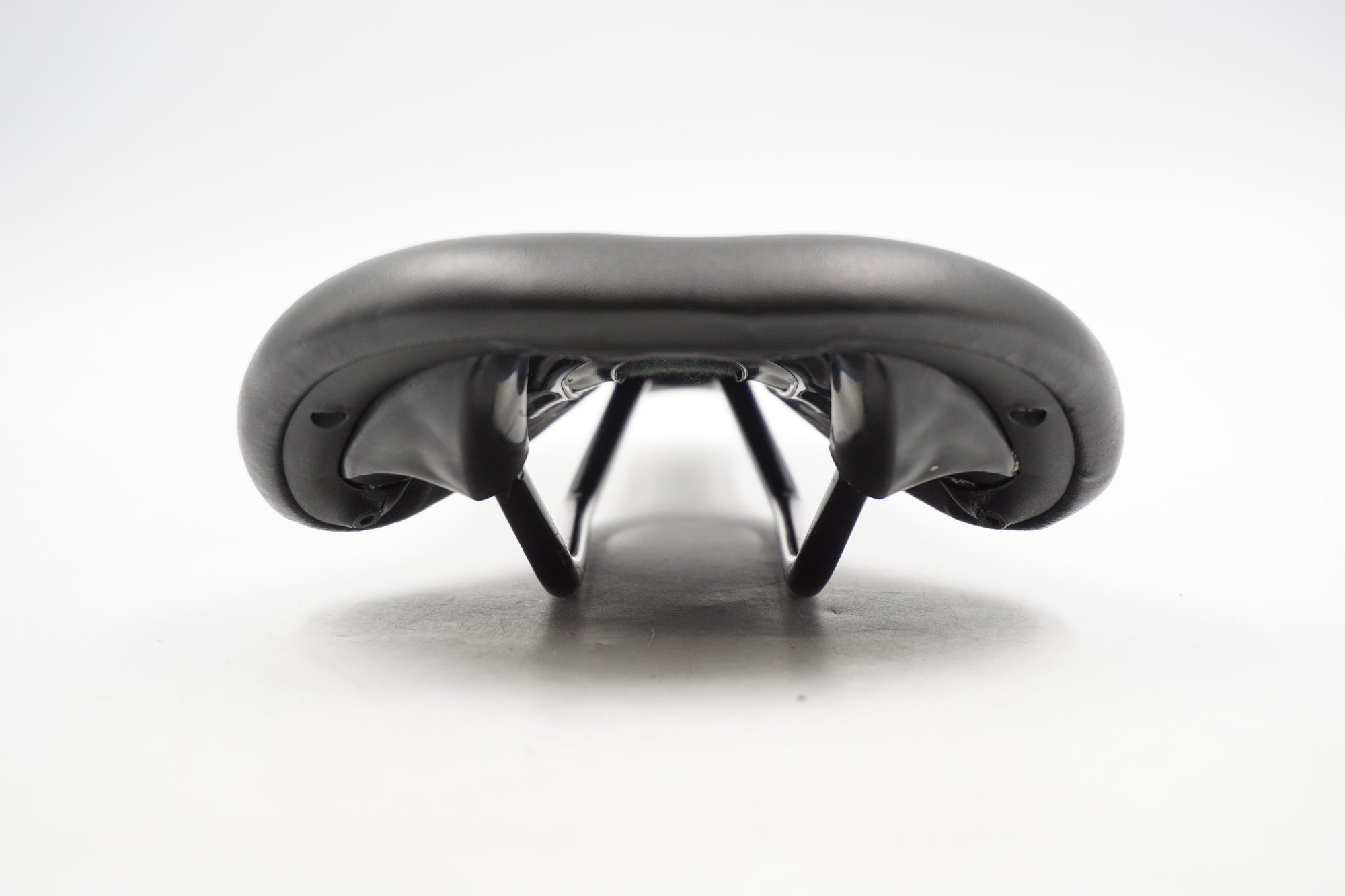 VELO 「ベロ」 サドル / 奈良店