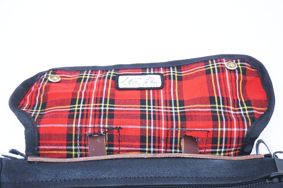 CARRADICE 「キャラダイス」 ZIP ROLL サドルバッグ / 大阪美原北インター店