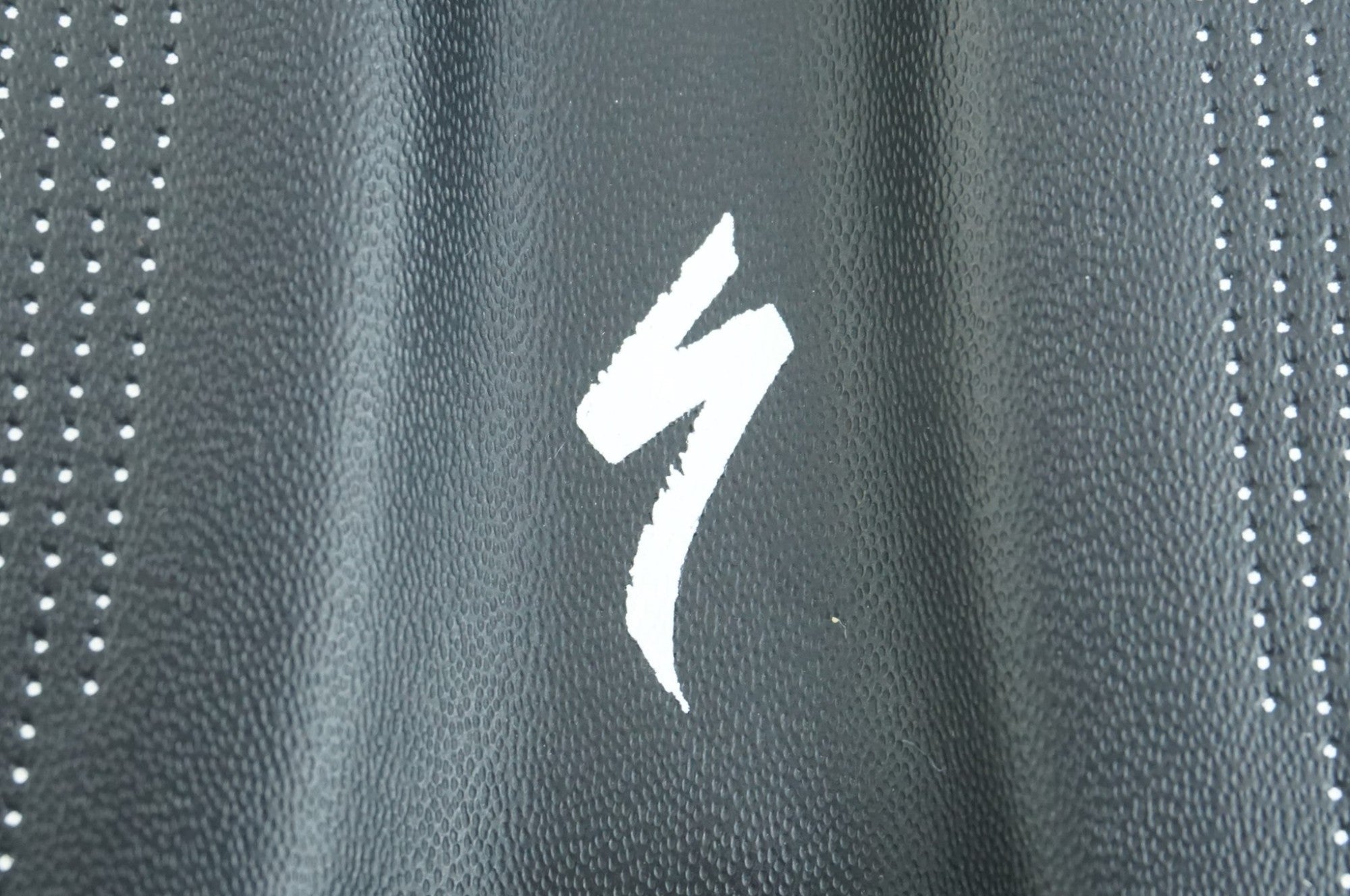 SPECIALIZED 「スペシャライズド」 AVATAR サドル / 中目黒店