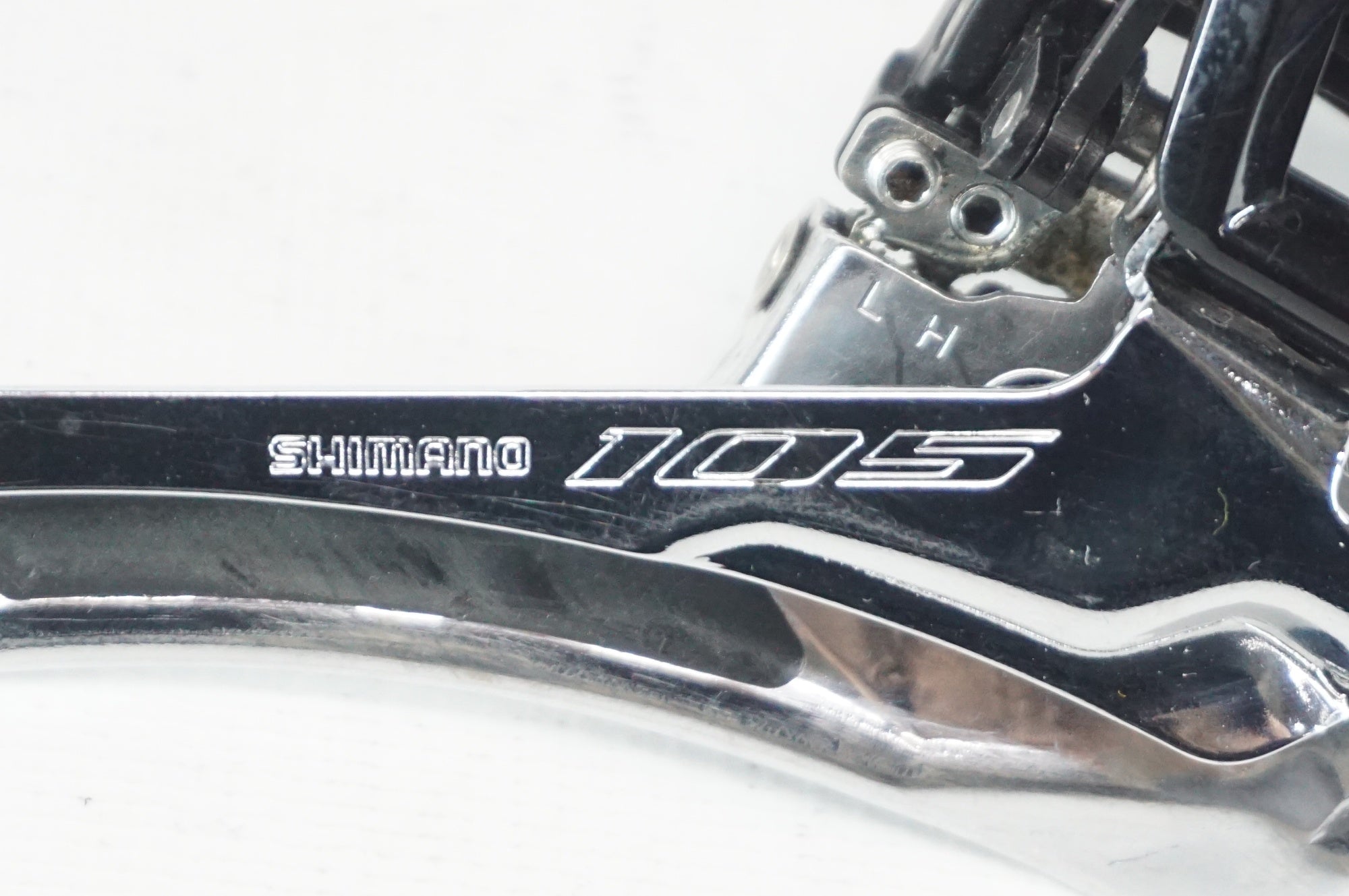 SHIMANO 「シマノ」 105 FD-R7000 フロントディレイラー / 阪急塚口店