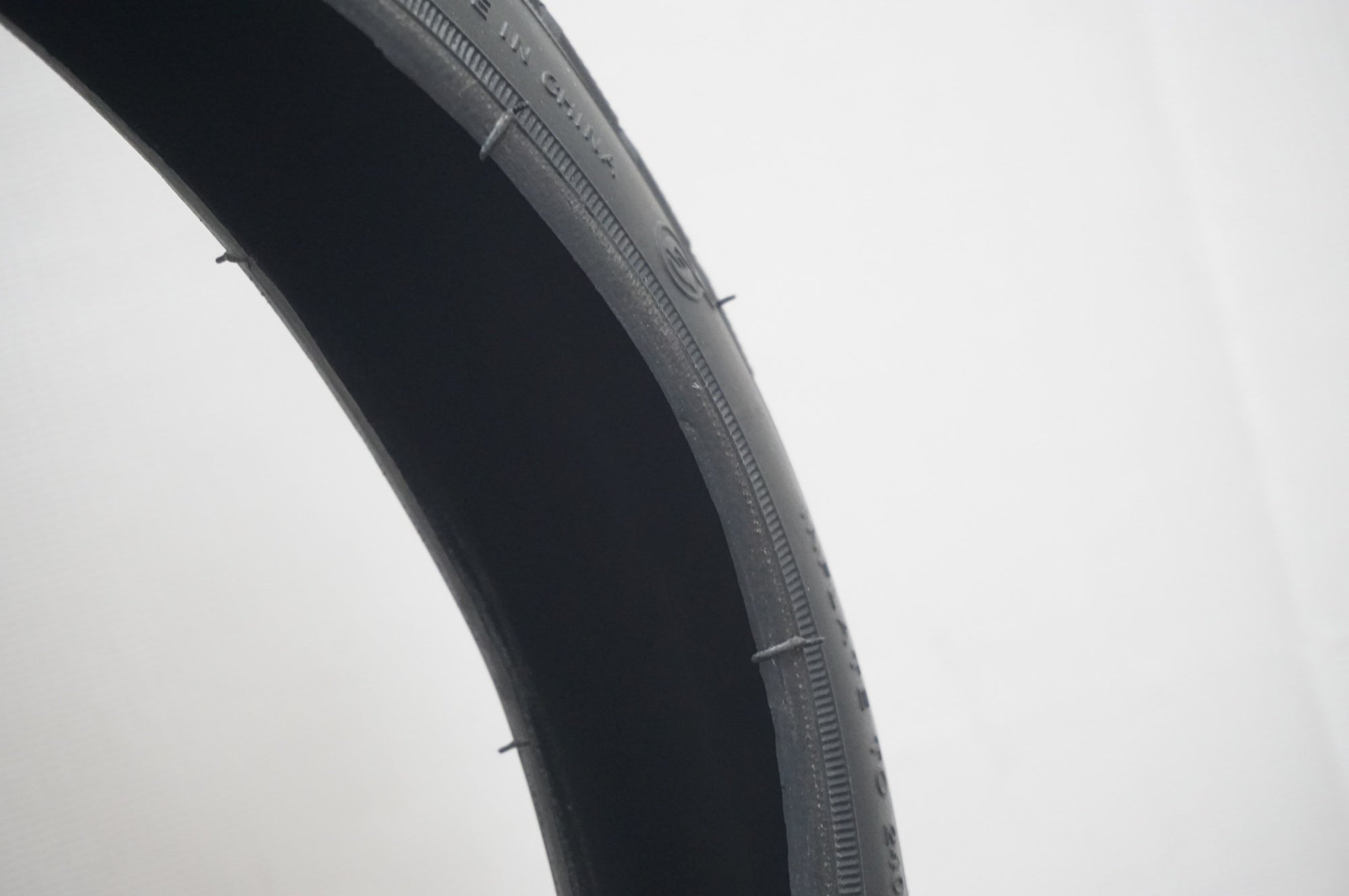 CST 「シーエスティー」 14×1.75 タイヤセット / 福岡店