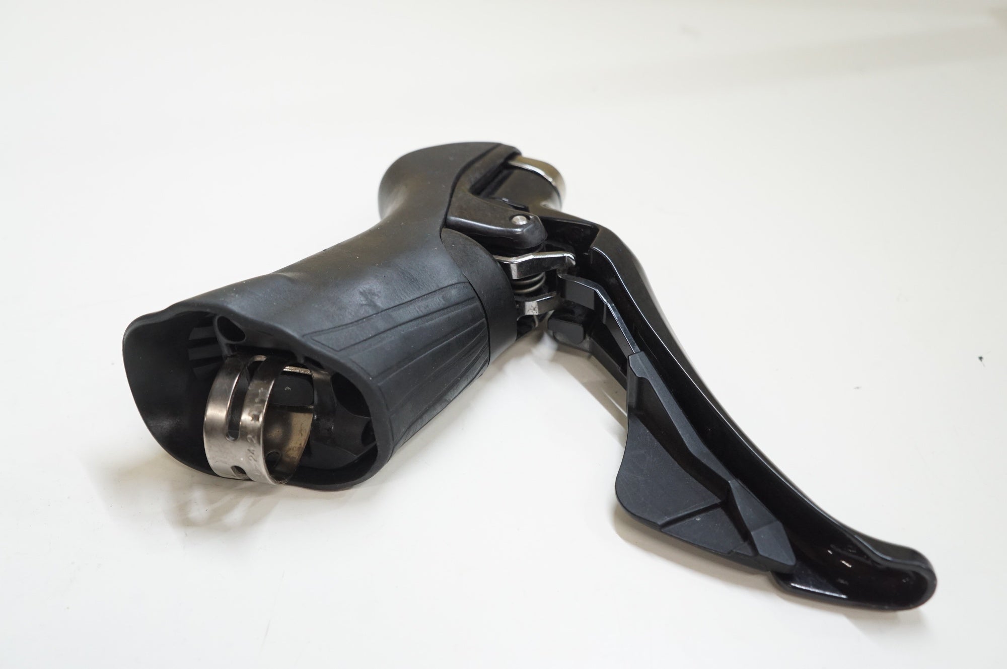 SHIMANO 「シマノ」 ULTEGRA ST-R8000 デュアルコントロールレバー