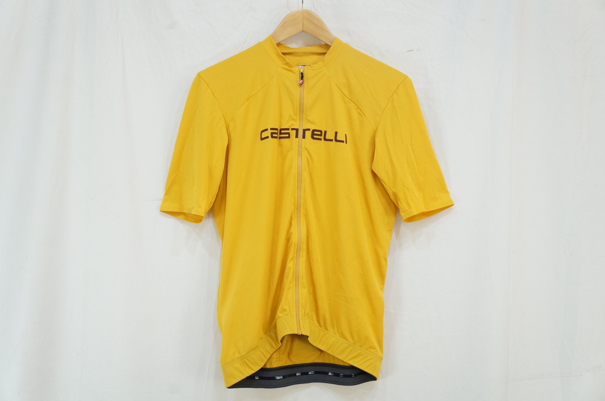 CASTELLI 「カステリ」 XLサイズ 半袖ジャージ / バイチャリ浦和ベース