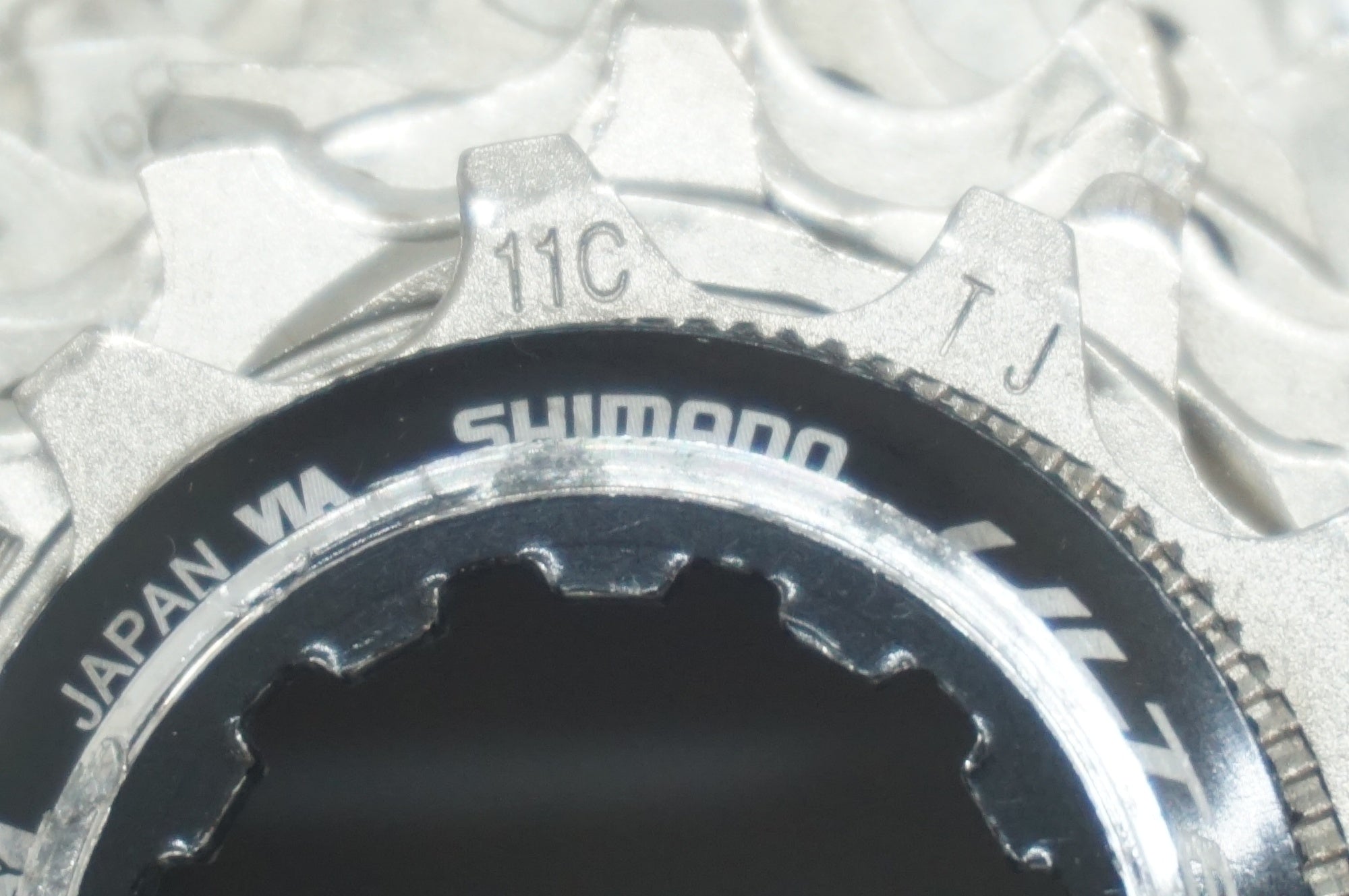 T*E様 新品 ULTEGRA CS-R8100スプロケット11-30T SHIMANO 「シマノ」 ULTEGRA CS-R8100 11-30T スプロケット / 福岡店