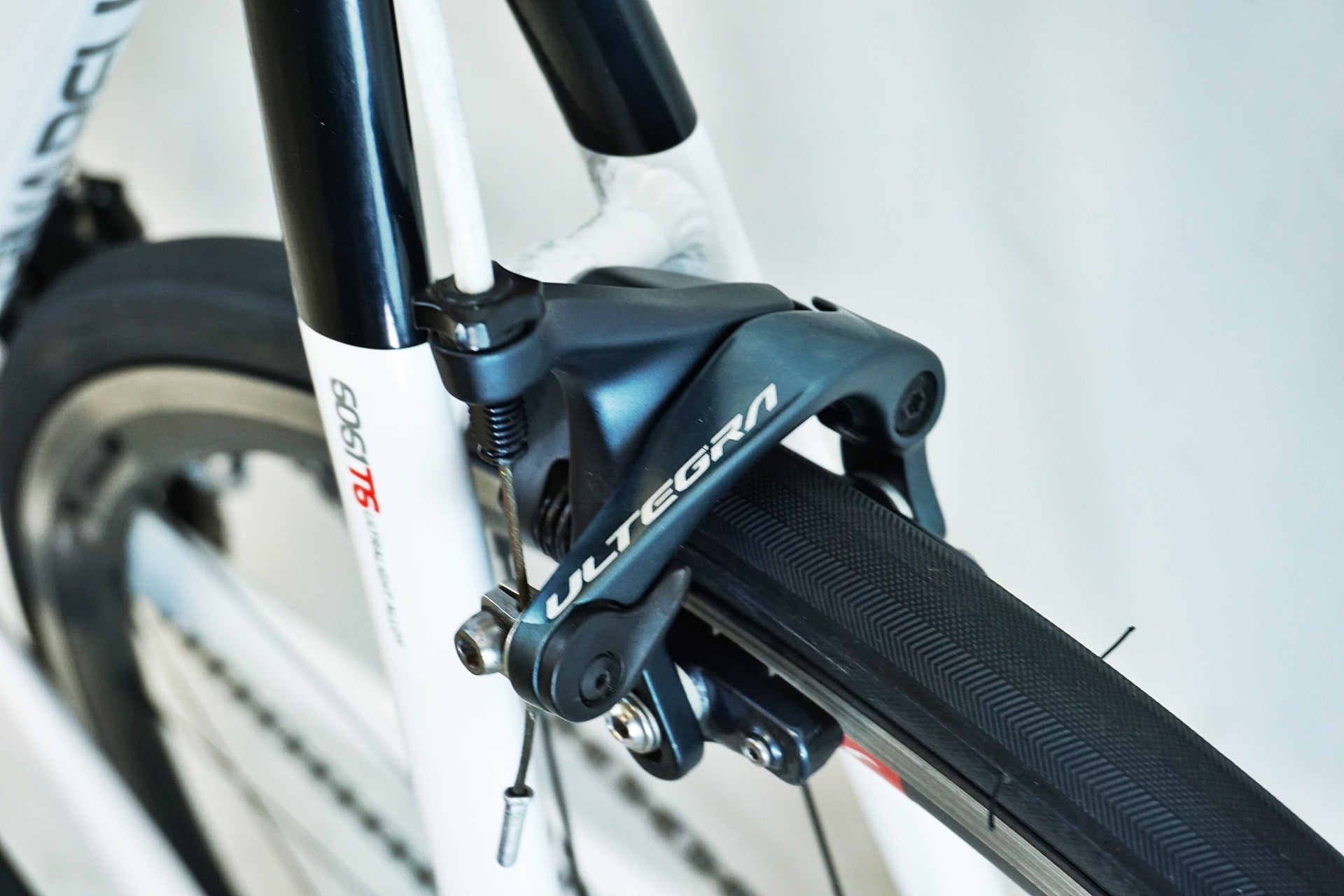 PINARELLO 「ピナレロ」 PRIMA 2018年モデル ロードバイク / 有明