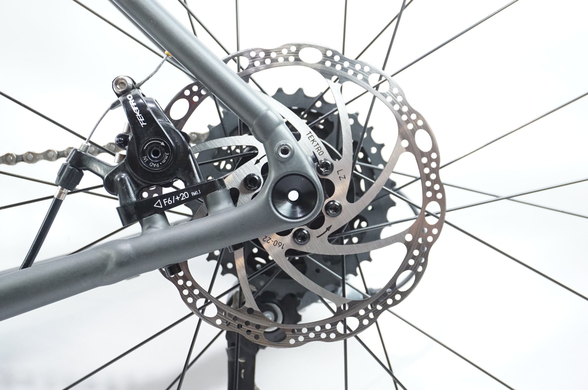 TREK 「トレック」 DOMANE AL2 GEN4 2026年モデル ロードバイク / 中目黒店