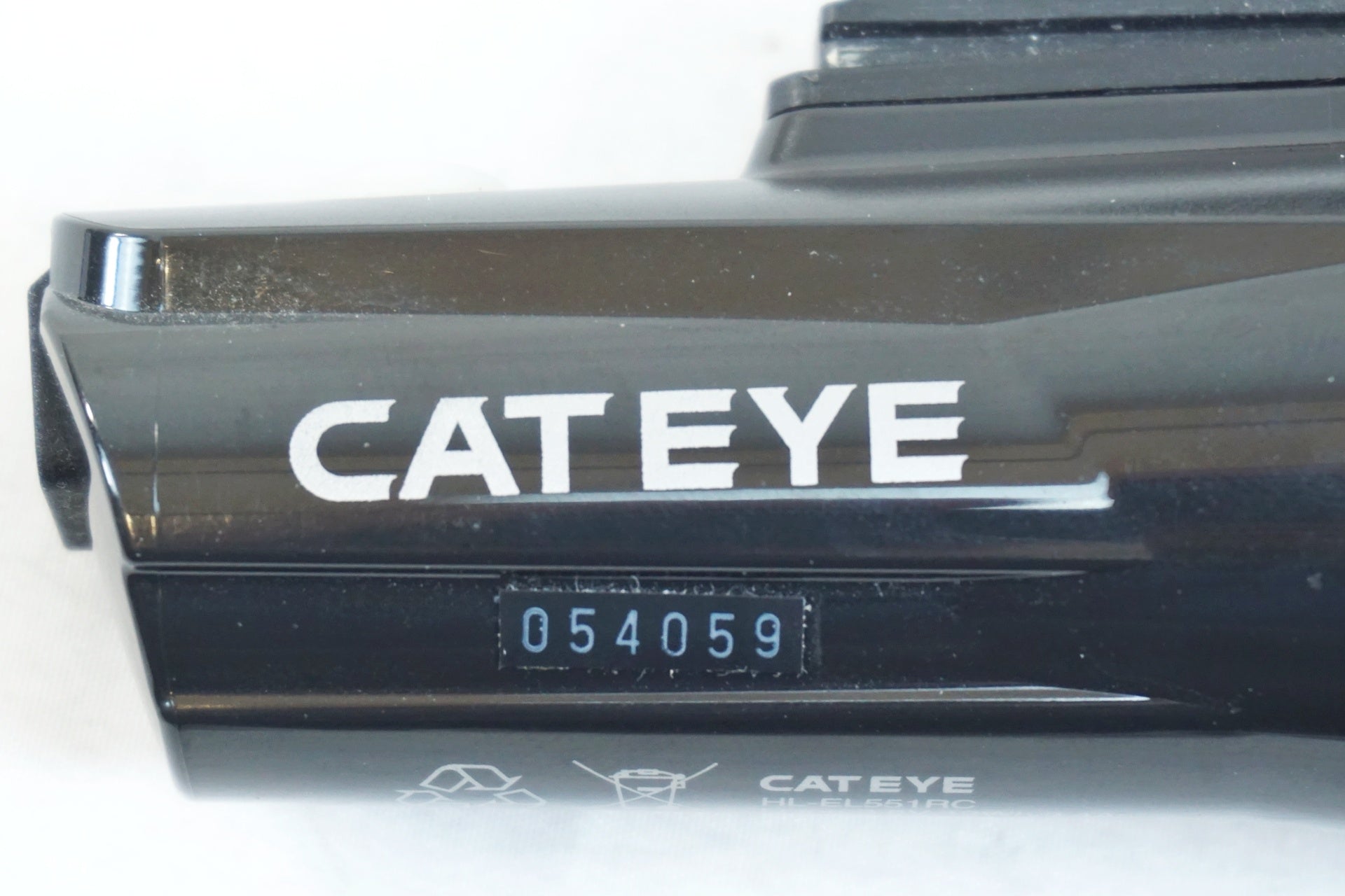CATEYE 「キャットアイ」 GVOLT70 フロントライト / 有明ガーデン店