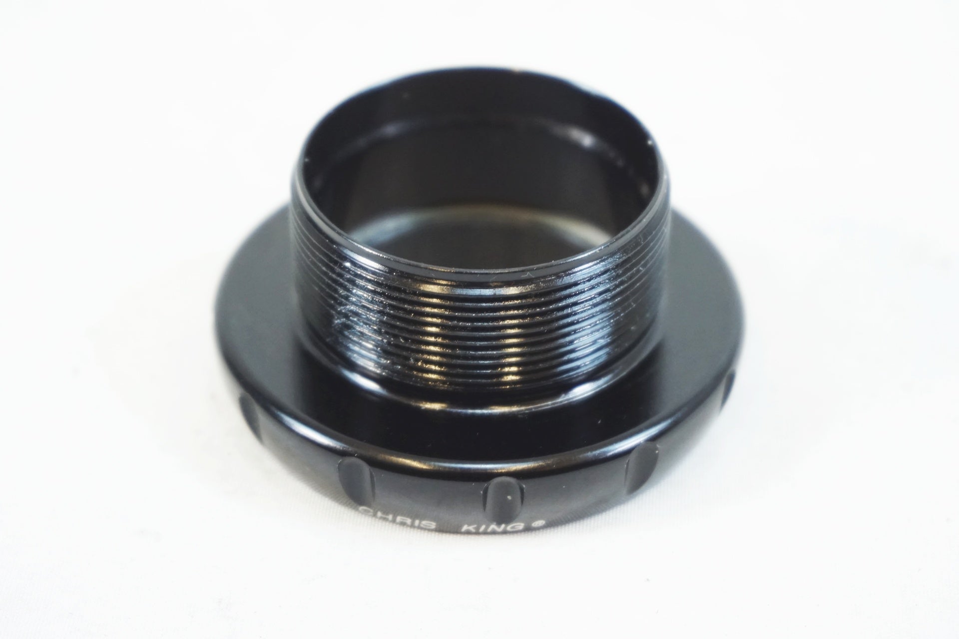 CHRIS KING 「クリスキング」 ThreadFit 30 BB ボトムブラケット