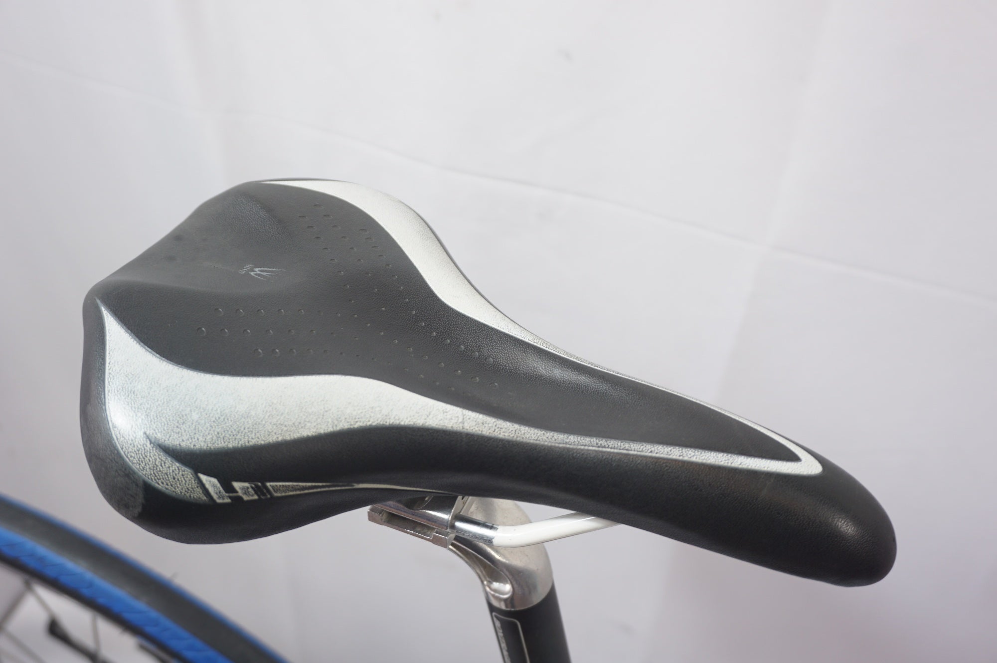TREK 「トレック」 7.3FX WSD 2011年モデル クロスバイク / 世田谷店