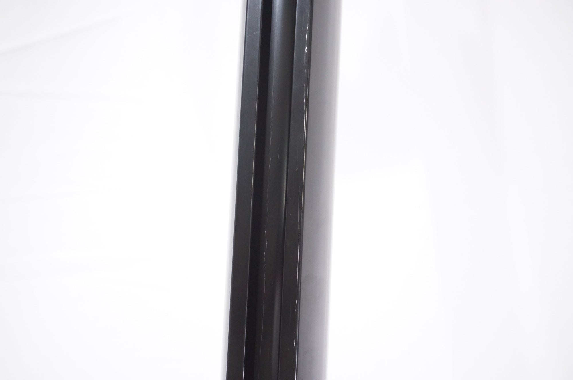 FEEDBACK SPORTS 「フィードバックスポーツ」 VELO COLUMN ディスプレイスタンド / AKIBA店