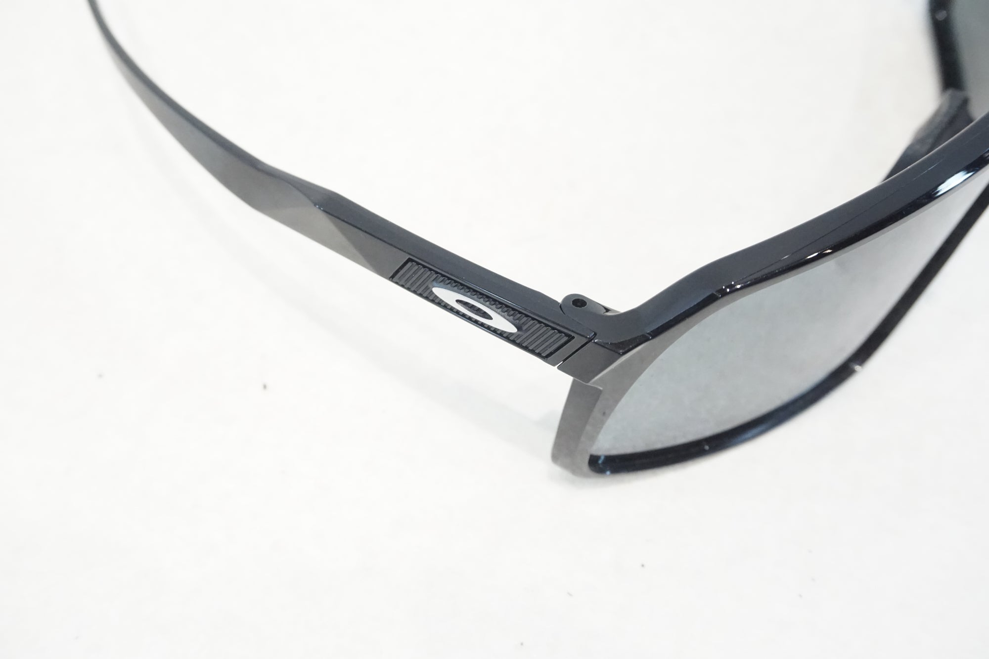 OAKLEY 「オークリー」 PRIZM ROAD SUTRO アイウェア / 横浜戸塚店