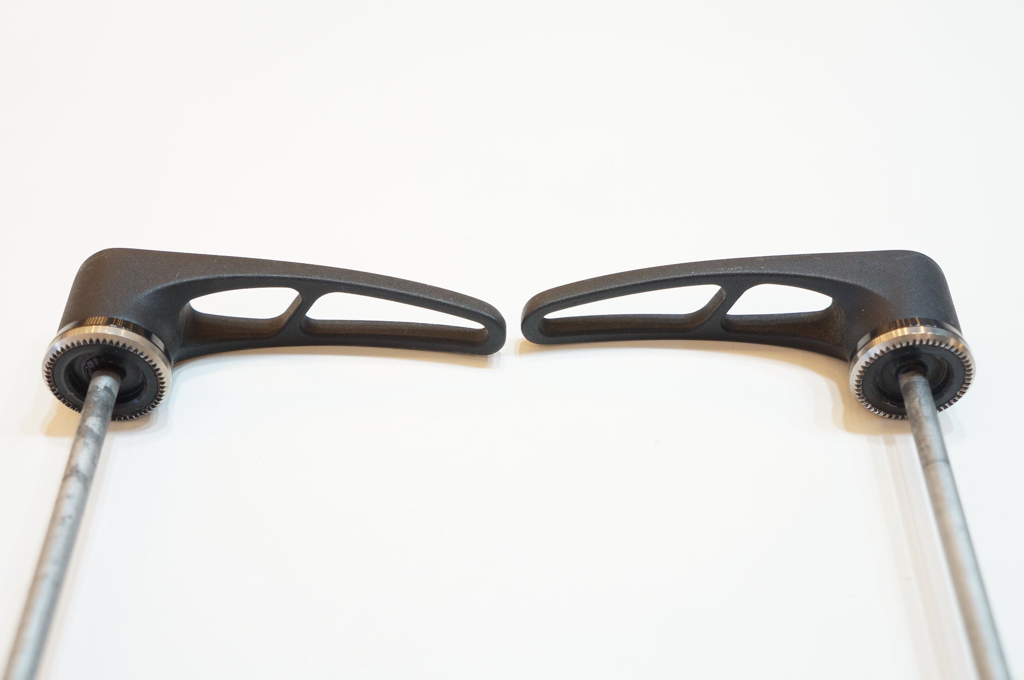 DT SWISS 「ディーティースイス」 RWS 10 ALU ROAD 100/130mm クイックリリースレバーセット / バイチャリ浦和ベース