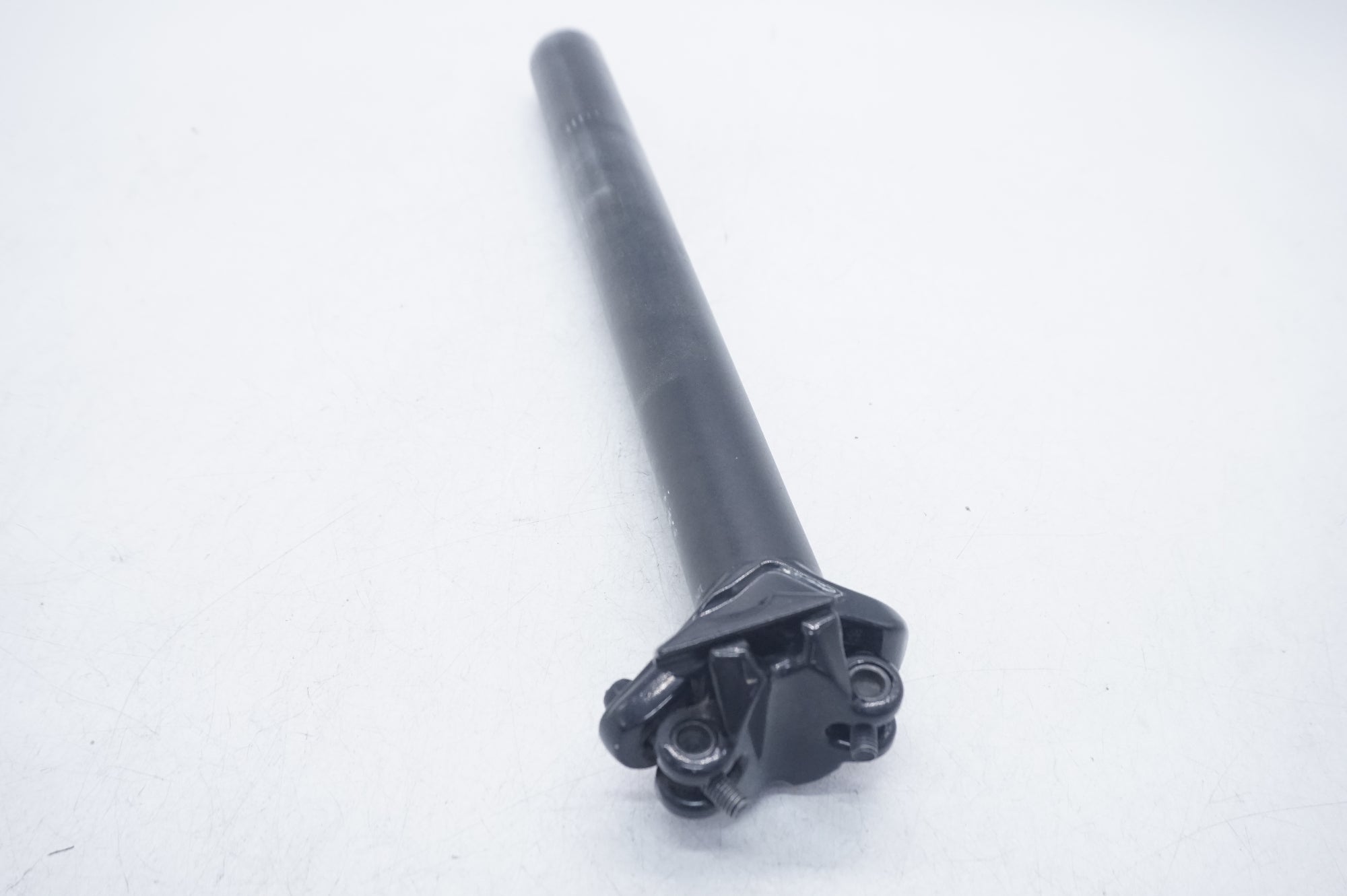 BONTRAGER 「ボントレガー」 Φ31.6 330mm シートポスト / 大阪門真店