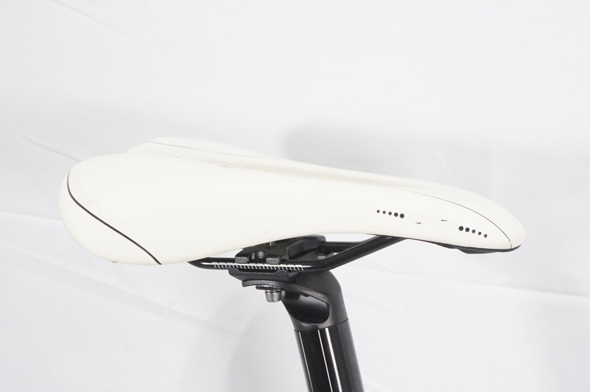 BIANCHI「ビアンキ」VIA NIRONE7 SORA DAMA BIANCA 2016年モデル ロードバイク / AKIBA店