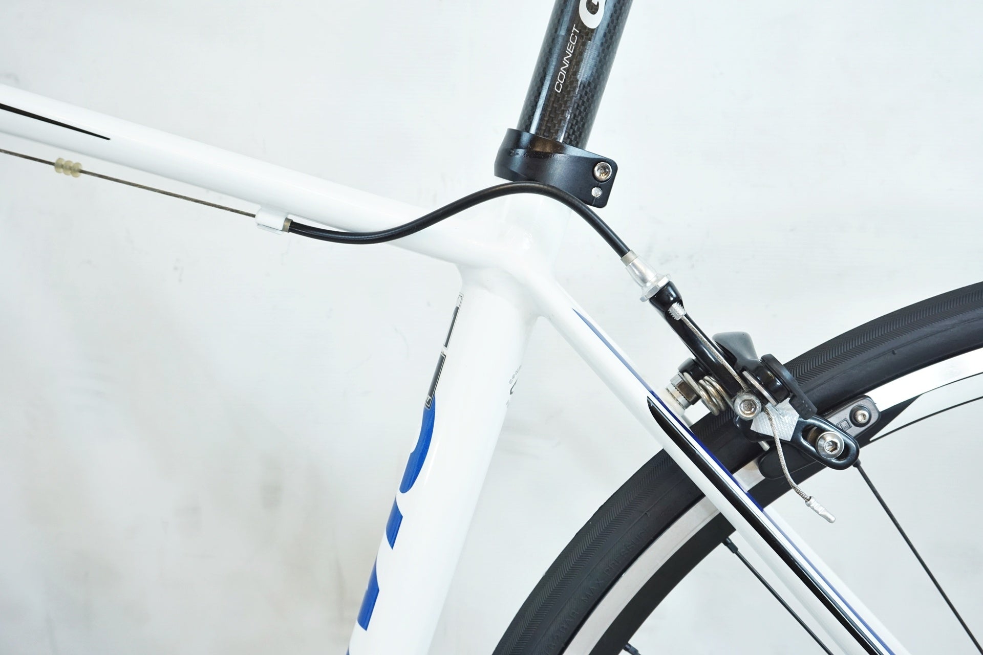 GIANT 「ジャイアント」 DEFY1 2012年モデル ロードバイク / 有明