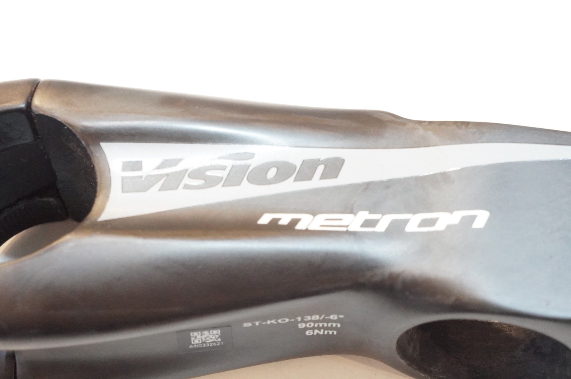 VISION 「ヴィジョン」 METRON CARBON 90mm φ31.8 ステム / 浦和ベース