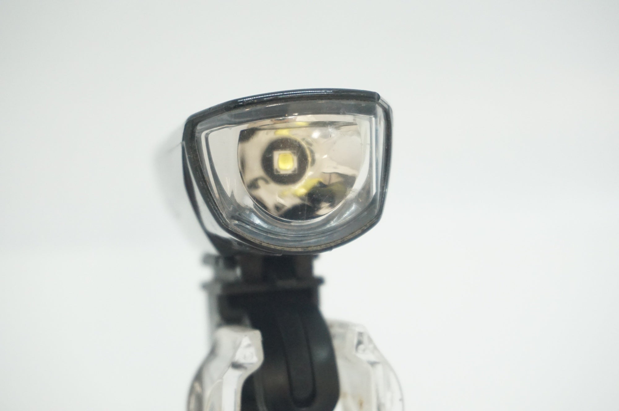 CATEYE 「キャットアイ」 VOLT200 フロントライト / 福岡店