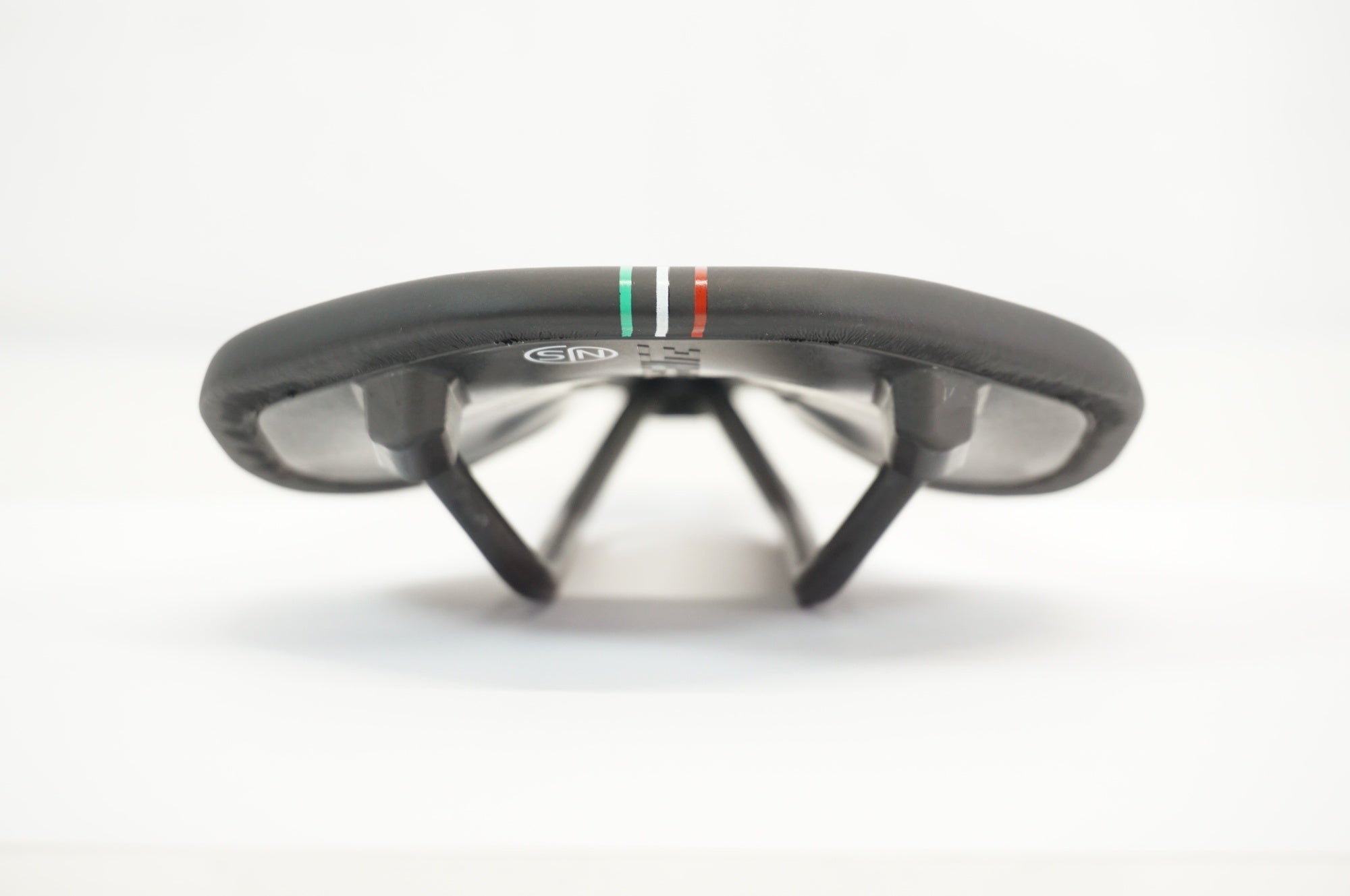 REPENTE 「レペンネ」 QUASAR 2.0 サドル / 宇都宮店