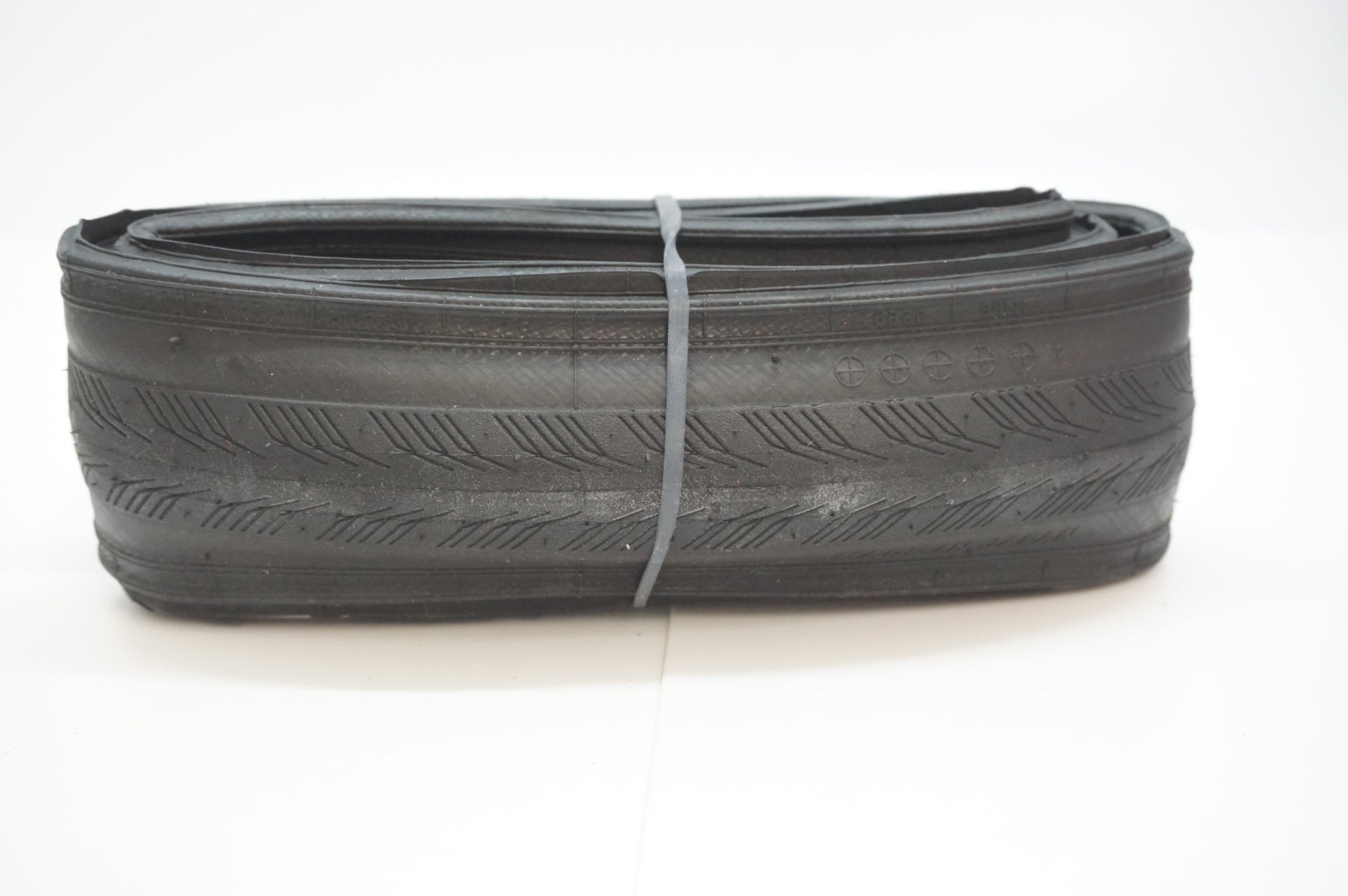 IRC 「アイアールシー」 FORMULA PRO TL 700×25C タイヤ / 福岡店