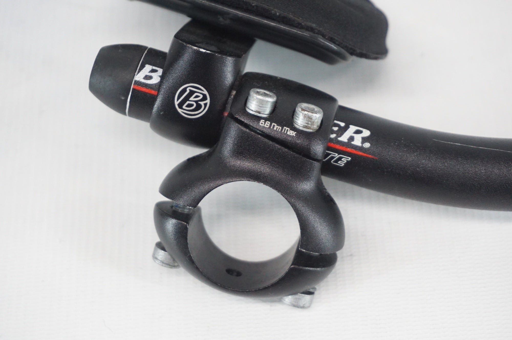 BONTRAGER 「ボントレガー」 RACE LITE Φ31.8 260mm TTバー / 阪急塚口