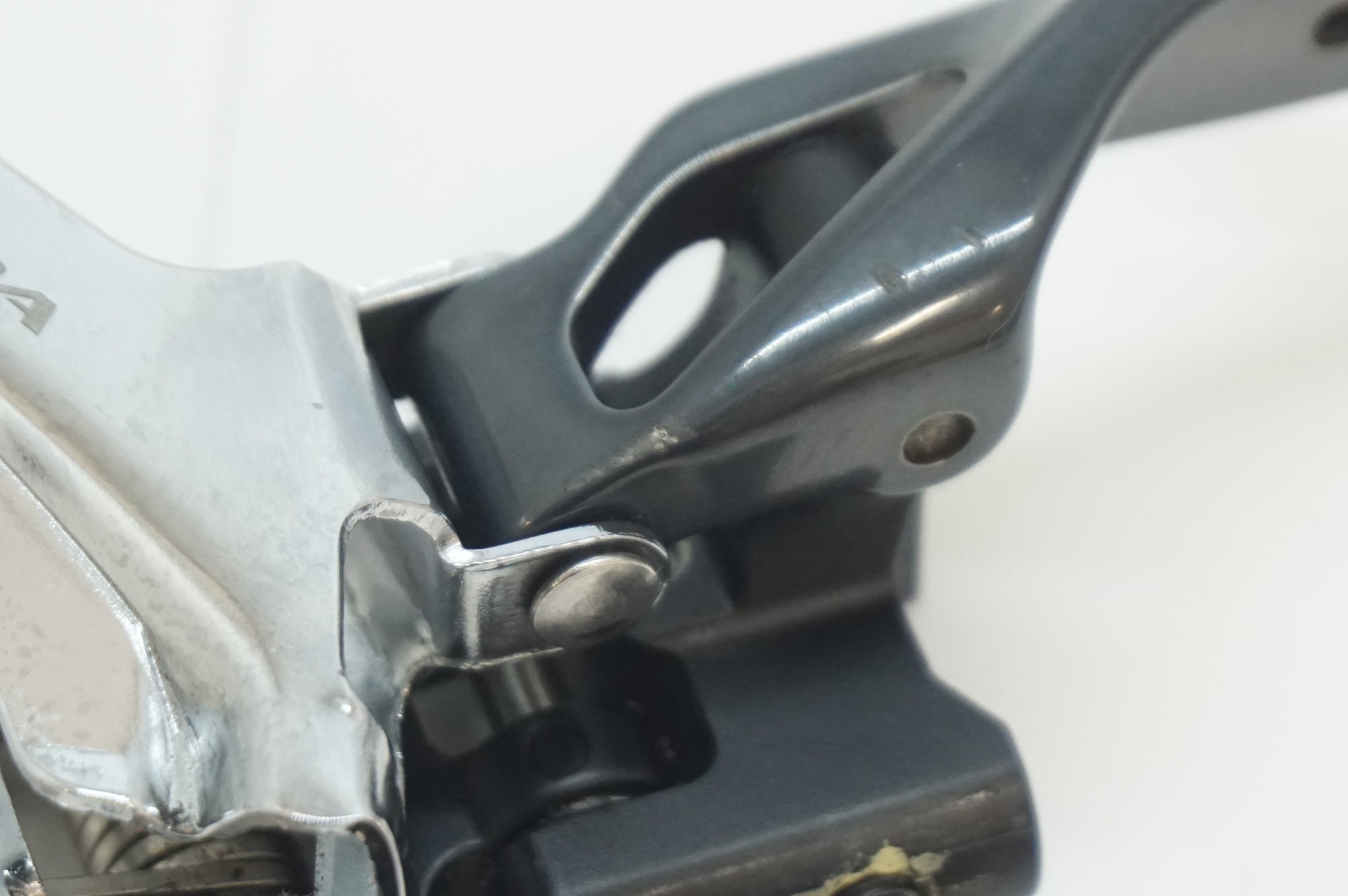 SHIMANO 「シマノ」 ULTEGRA FD-6800 フロントディレイラー / 福岡店