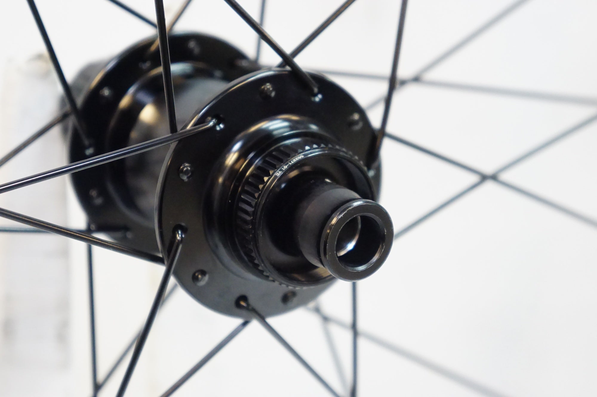 BONTRAGER 「ボントレガー」 PARADIGM TLR23 DISC シマノ11/12速