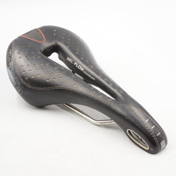 SELLE ITALIA 「セライタリア」 MAX GEL FLOW サドル / 奈良店