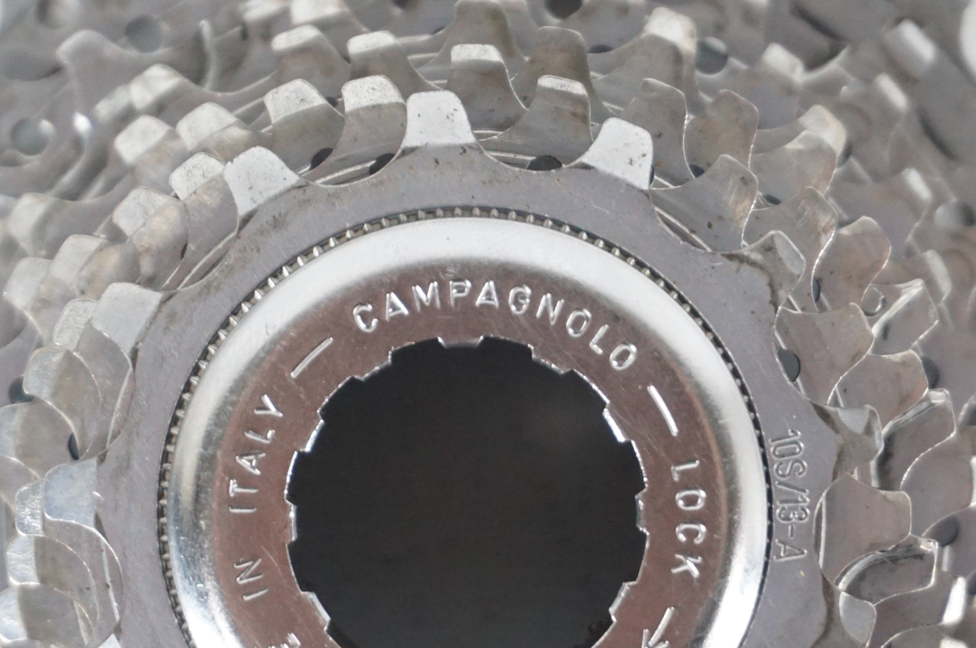 CAMPAGNOLO 「カンパニョーロ」 VELOCE 10s 13-26T スプロケット