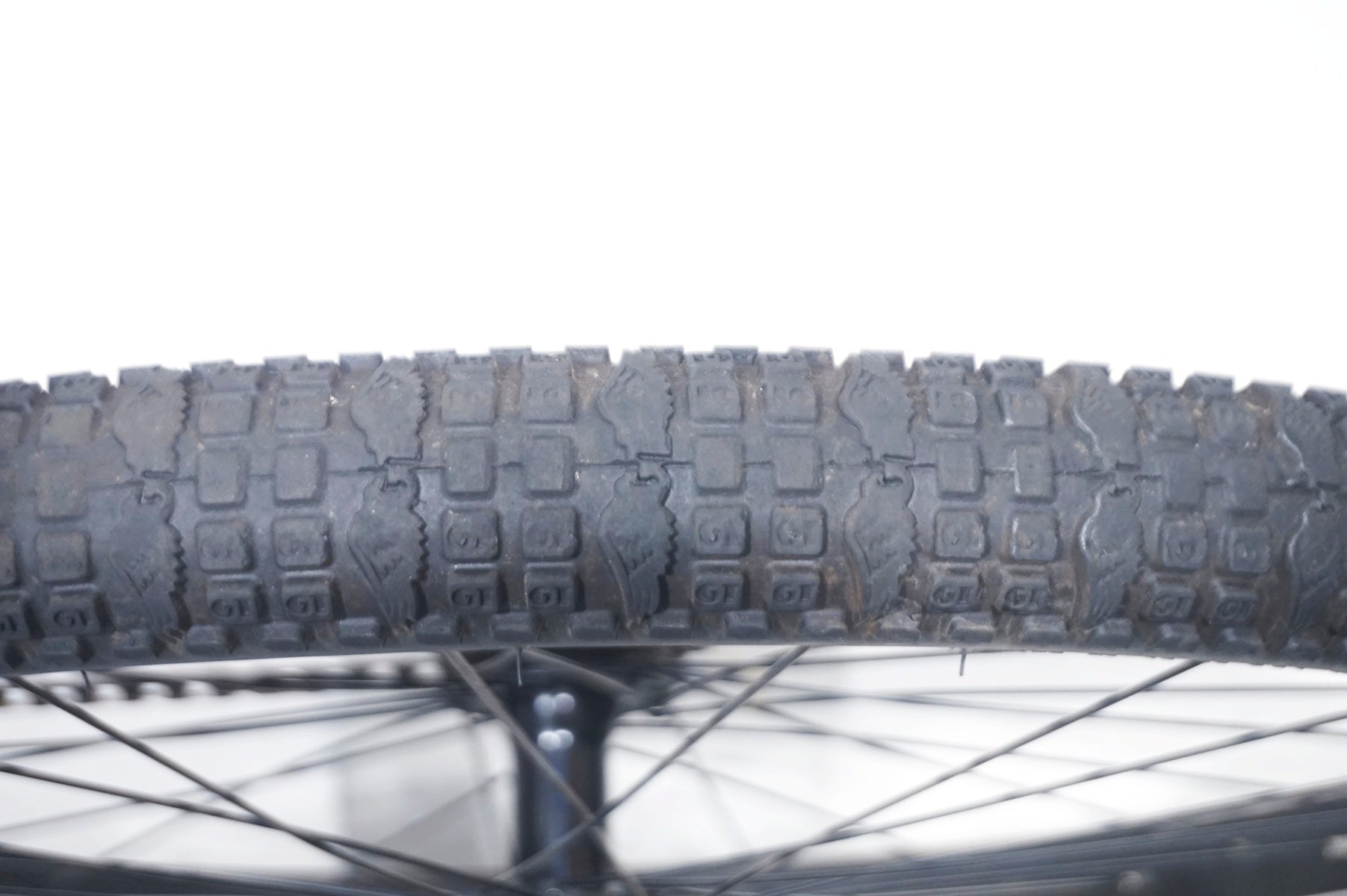 GT 「ジーティー」 MACH ONE PRO 24 2025年モデル BMX / 大阪門真店