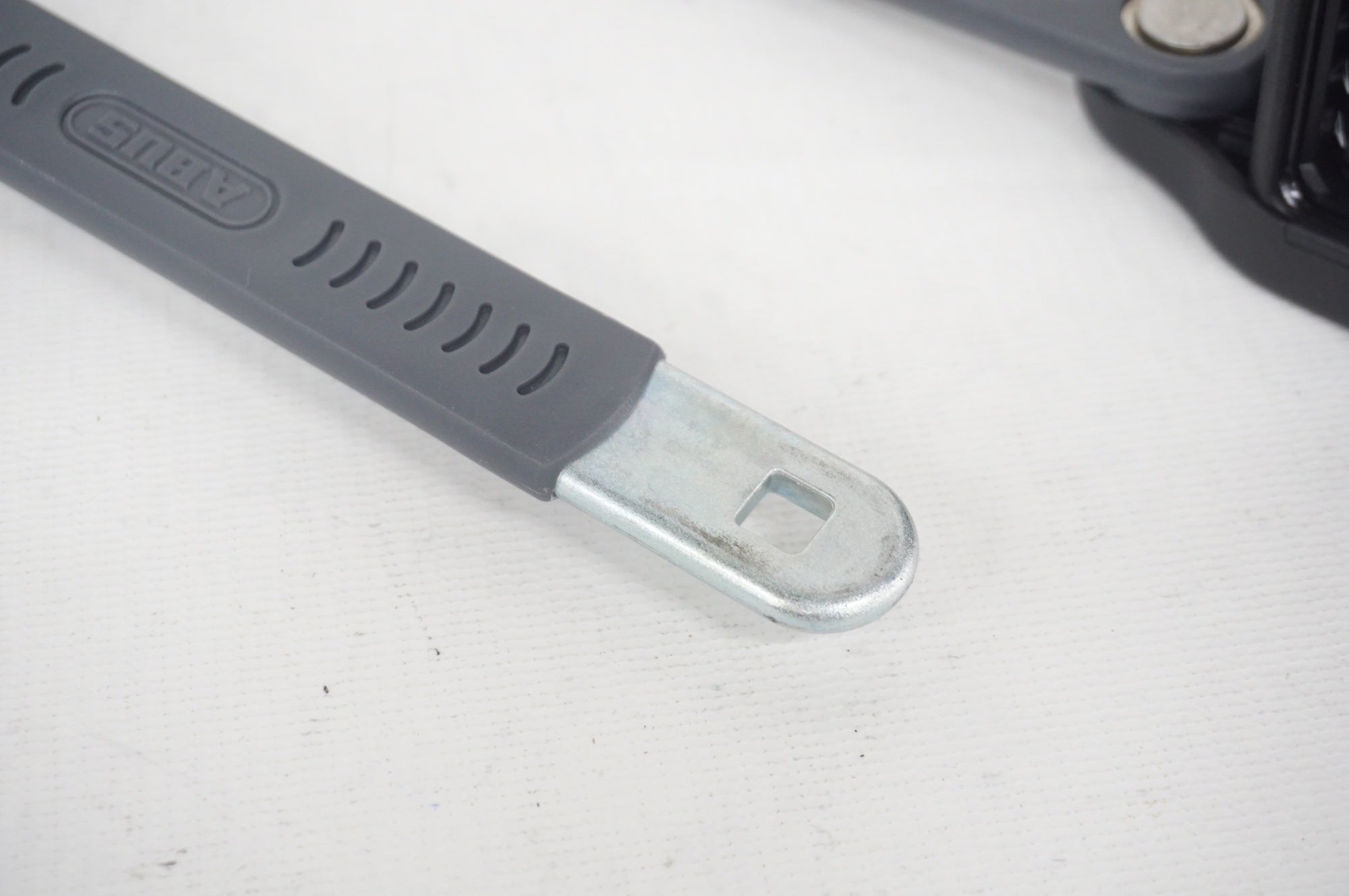 ABUS 「アバス」 BORDO LITE 6055C 本体のみ ロック / 阪急塚口店