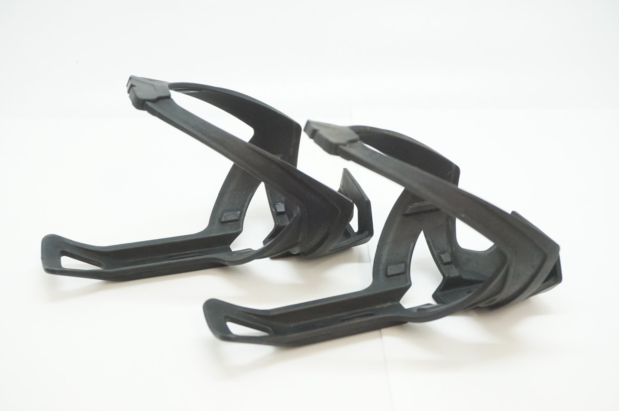 ELITE 「エリート」 CANNIBAL XC ボトルケージセット / 福岡店