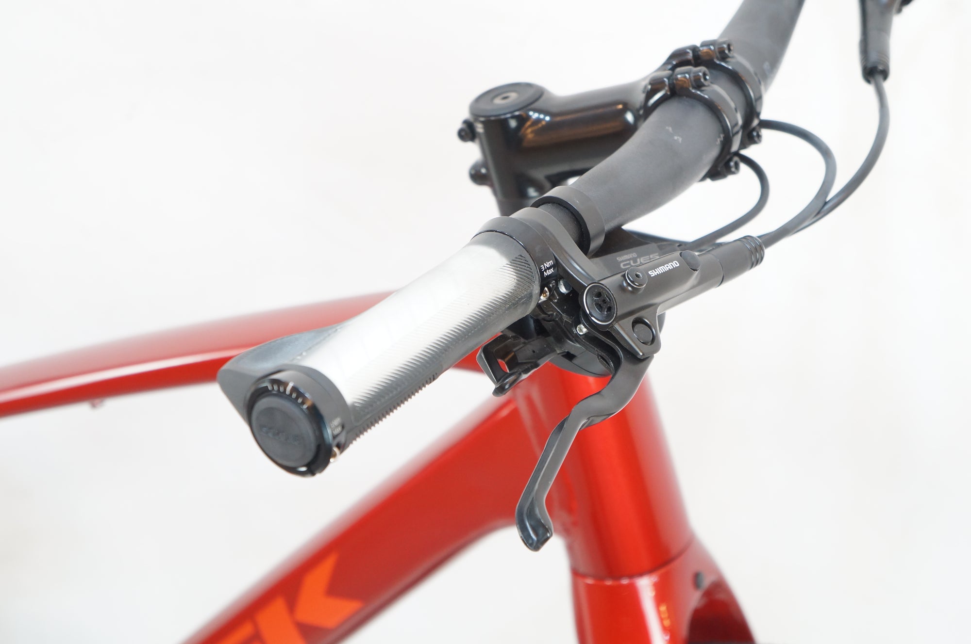 TREK 「トレック」 FX3 GEN4 2024年モデル クロスバイク / 中目黒店