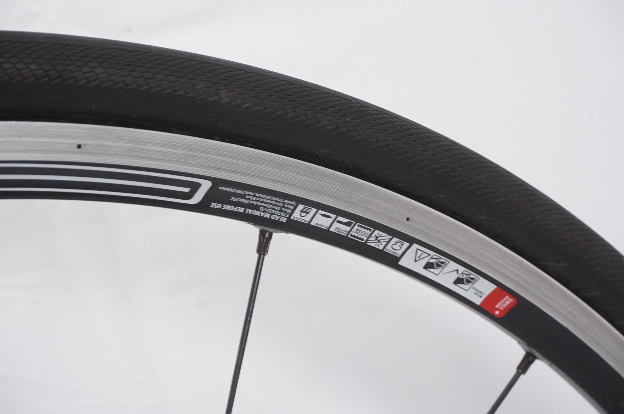 DT SWISS「ディーティースイス」R1650 ホイールセット / AKIBA店