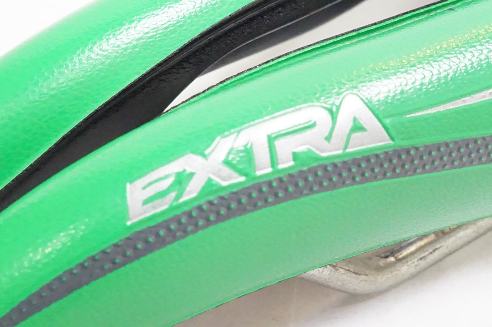 SELLE SMP 「セラエスエムピー」 EXTRA サドル / 熊谷本店