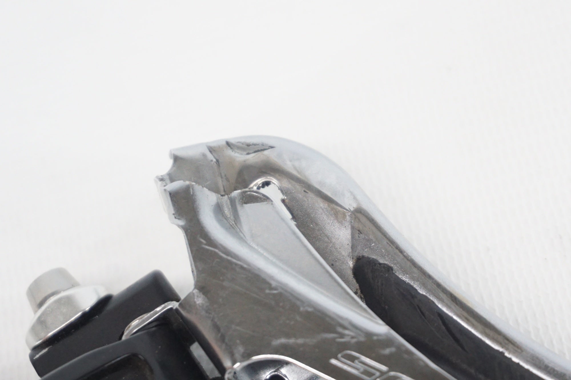 SHIMANO 「シマノ」 105 FD-5800 フロントディレイラー / 阪急塚口店