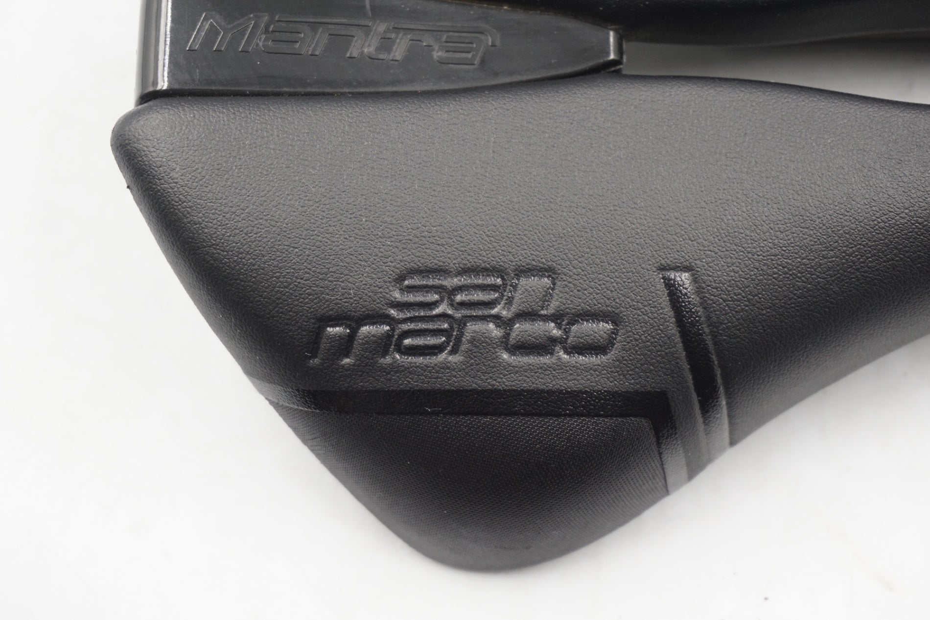 SELLE SANMARCO 「セラサンマルコ」 MANTRA NARROW サドル / 奈良店