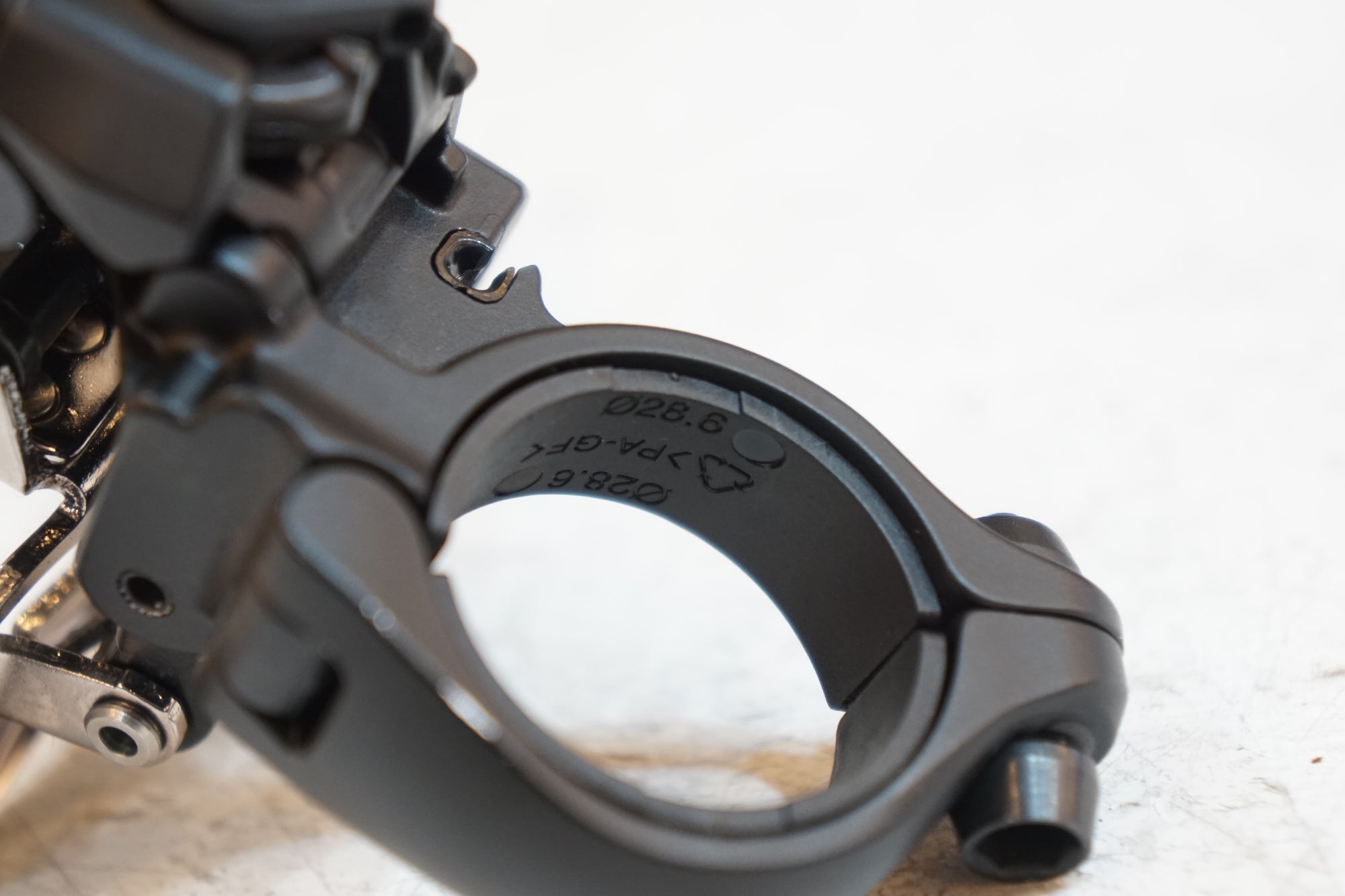 SHIMANO 「シマノ」 DURA-ACE FD-R9100 フロントディレイラー