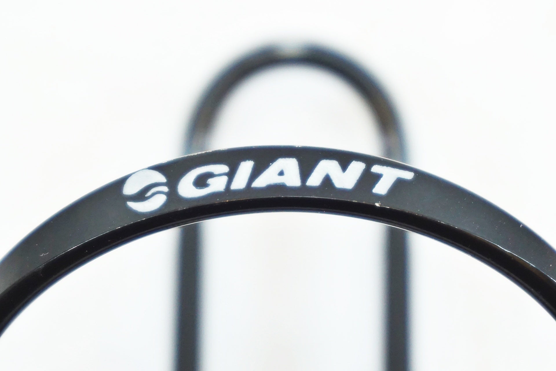 GIANT 「ジャイアント」 ボトルケージ / 有明ガーデン店