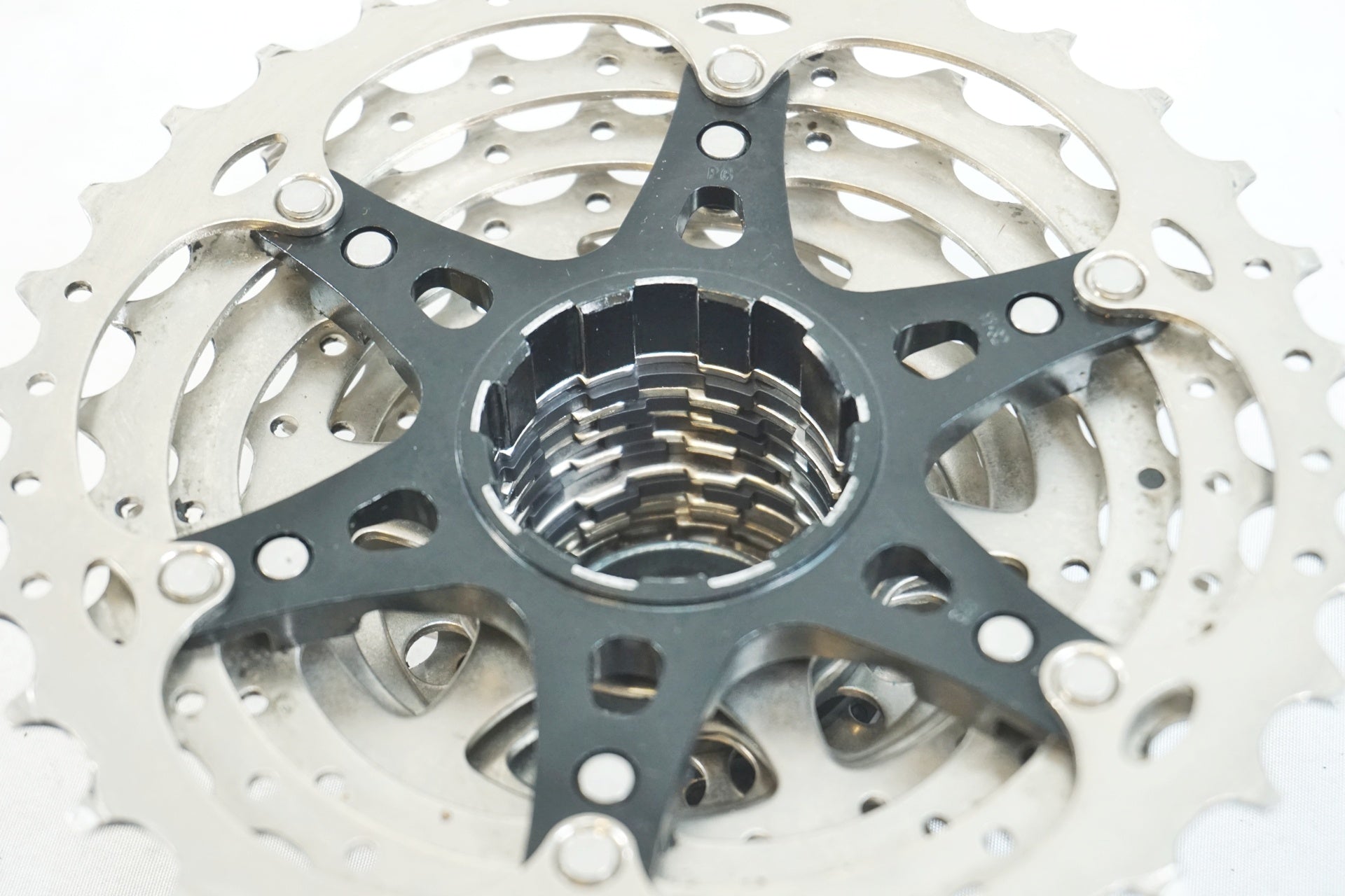 SHIMANO 「シマノ」 ULTEGRA CS-6800 11-32T スプロケット / 有明