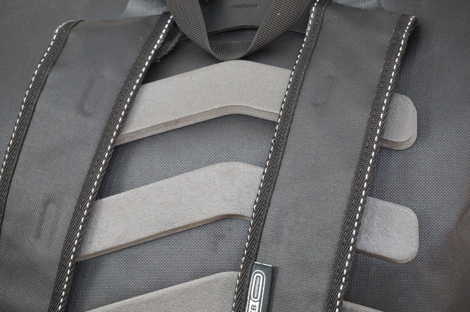 ORTLIEB 「オルトリーブ」 COMMUTER DAYPACK 27 / 浦和ベース