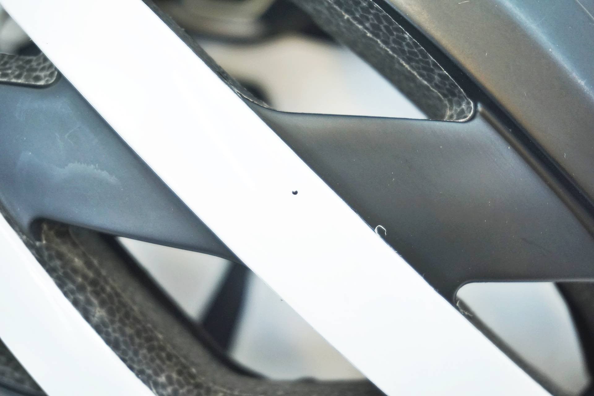 LAZER 「レーザー」 GENESIS Sサイズ ヘルメット / 有明ガーデン店