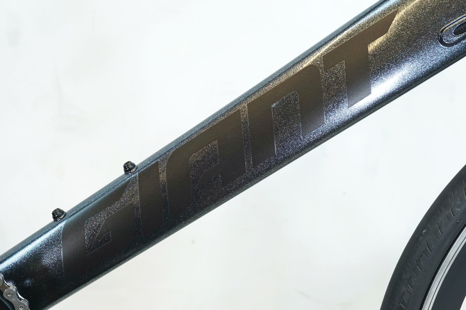 GIANT 「ジャイアント」 IDIOM1 2024年モデル ミニベロ / 有明ガーデン店