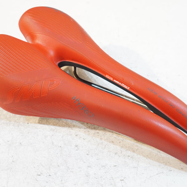 SELLE SMP 「セラ エスエムピー」 HYBRID サドル / バイチャリ浦和