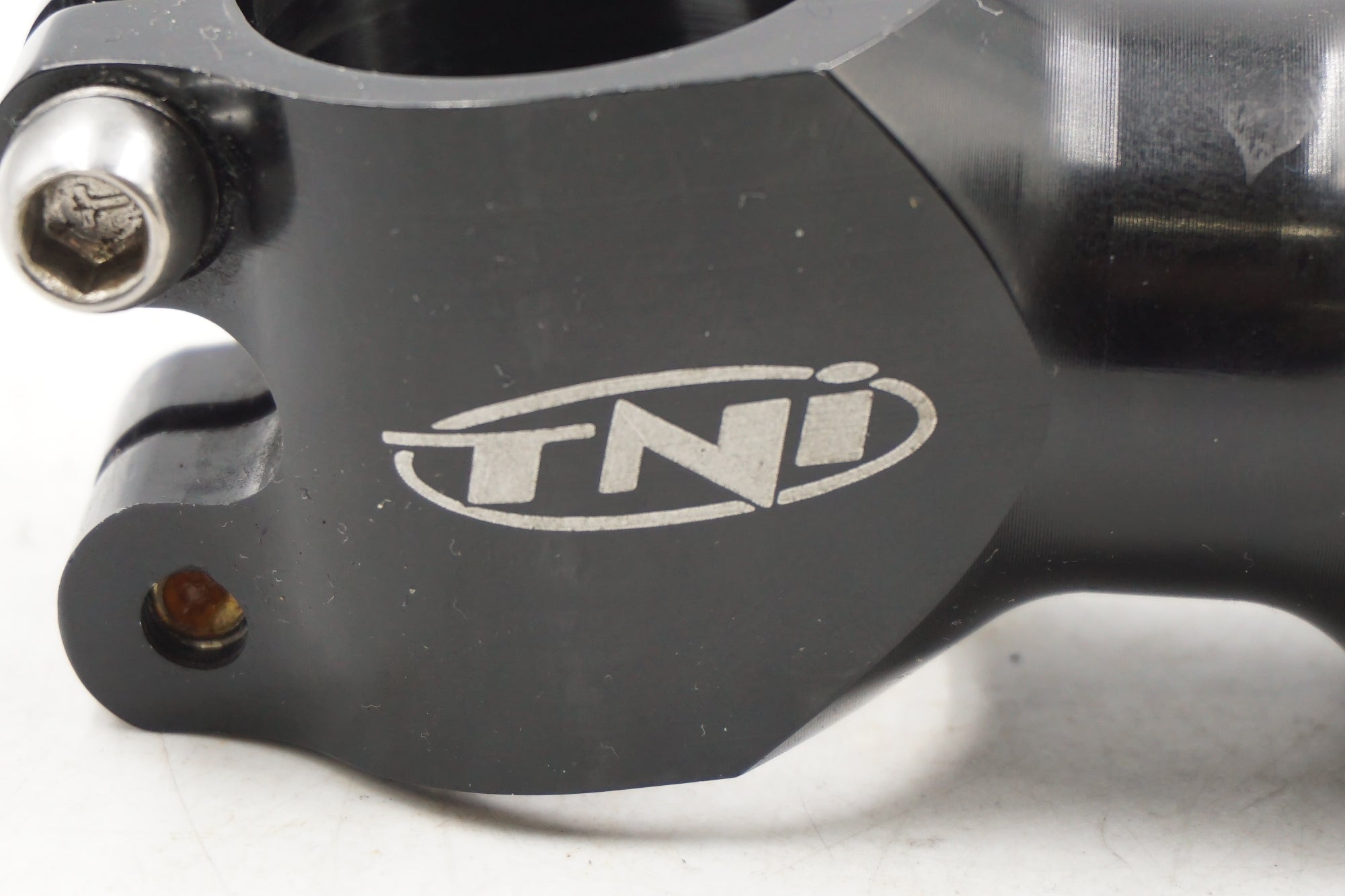 TNI 「ティーエヌアイ」 Φ25.4 50mm ステム / 奈良店