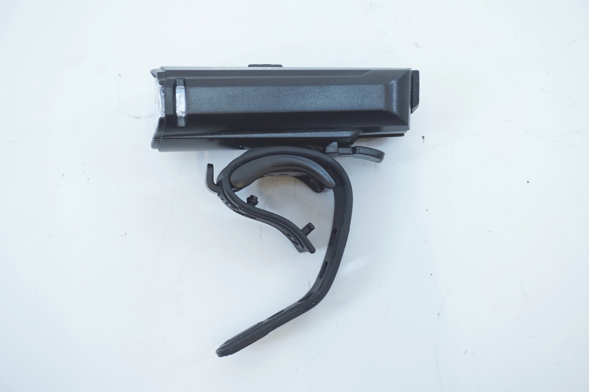 MOST 「モスト」 LED HEADLIGHT AUTO フロントライト / 有明ガーデン店