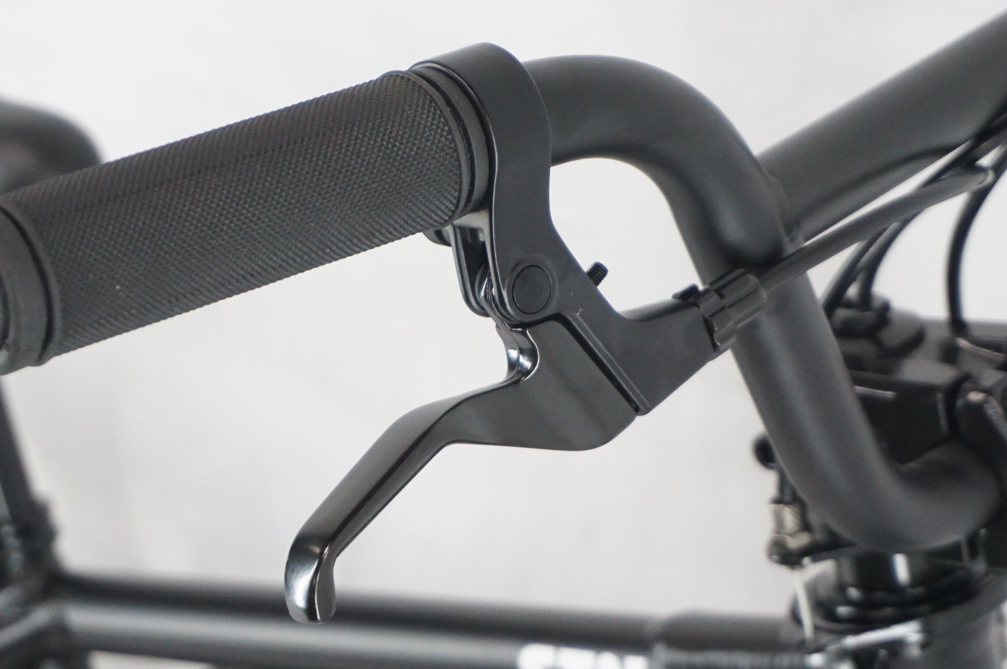 ARESBIKES 「アレスバイクス」 STN 2022年モデル キッズバイク / 阪急塚口店