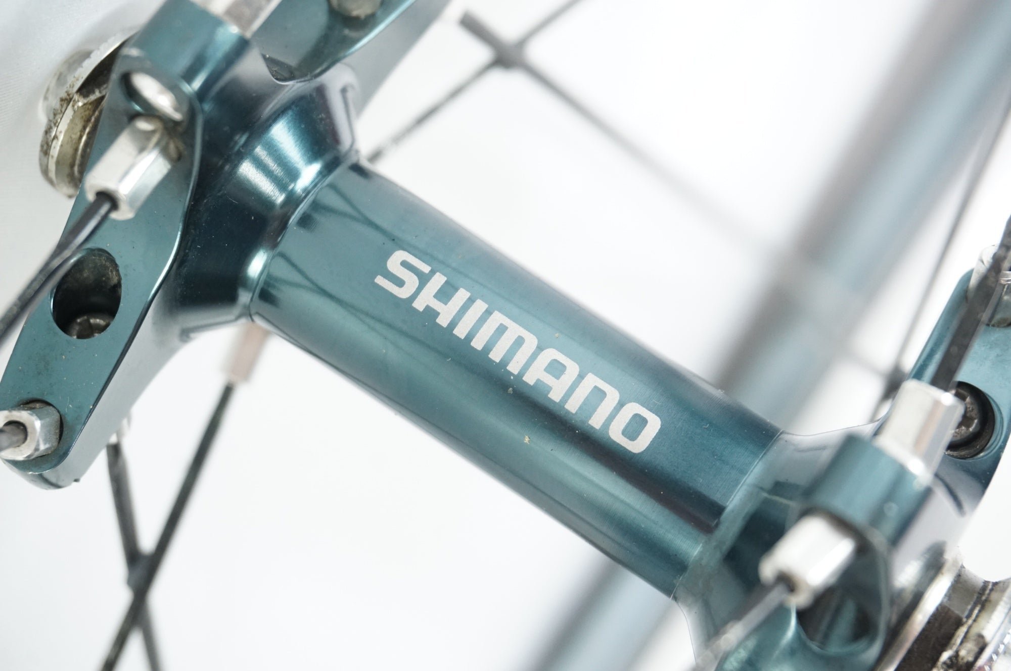 SHIMANO wh-7700 クリンチャー 空力とビジュアルに優れたシマノの意欲作。シマノ WH-7700